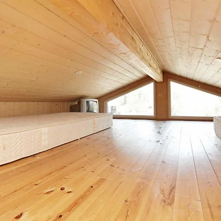Three-bedroom Holiday In 6 Hébergement de vacances *